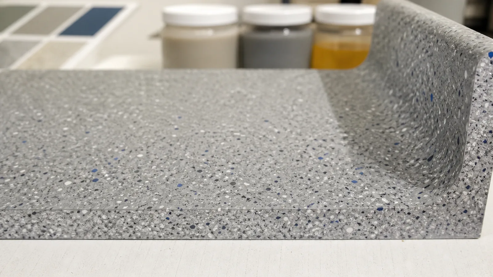 Hygienic cove base detail for pharmaceutical resin flooring